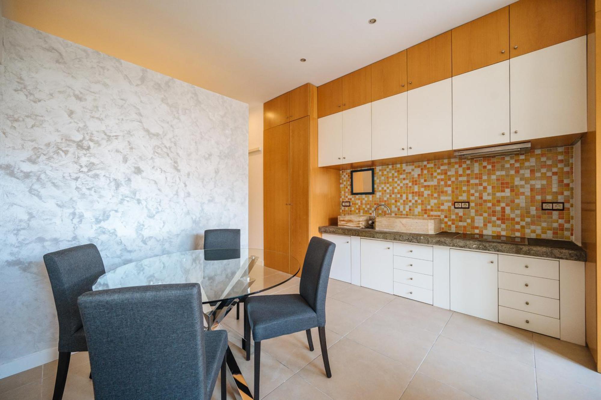 Novalia Penuelas Appartement *